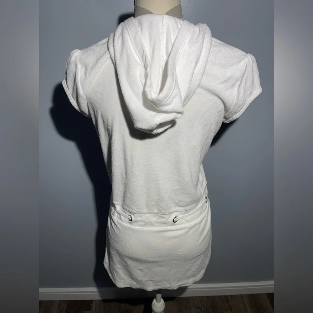 Justice soft white